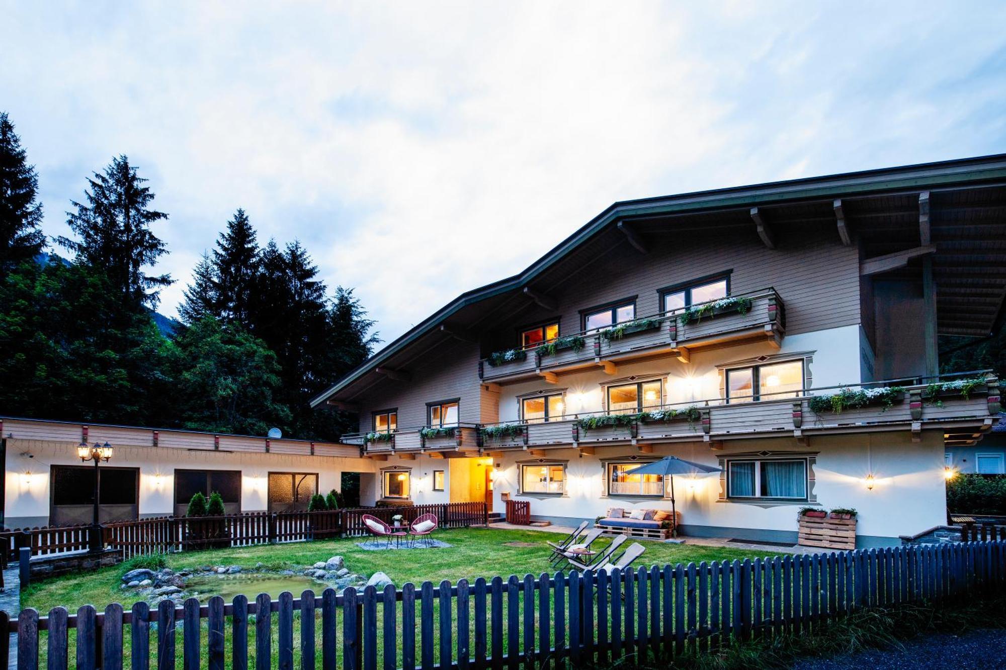 Pinetree Lodge Mayrhofen Eksteriør billede